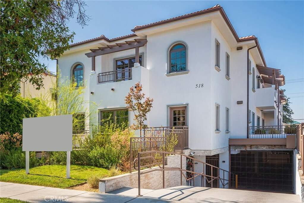 518 Glenwood Road #202, Glendale, CA 91202
