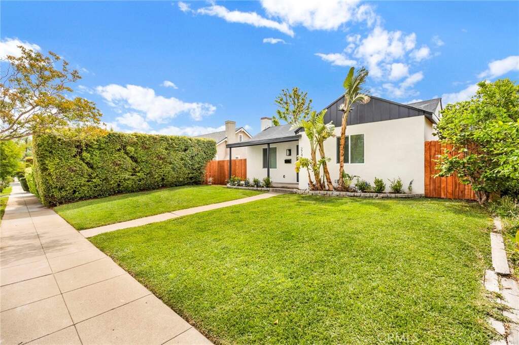 2746 Mataro Street, Pasadena, CA 91107