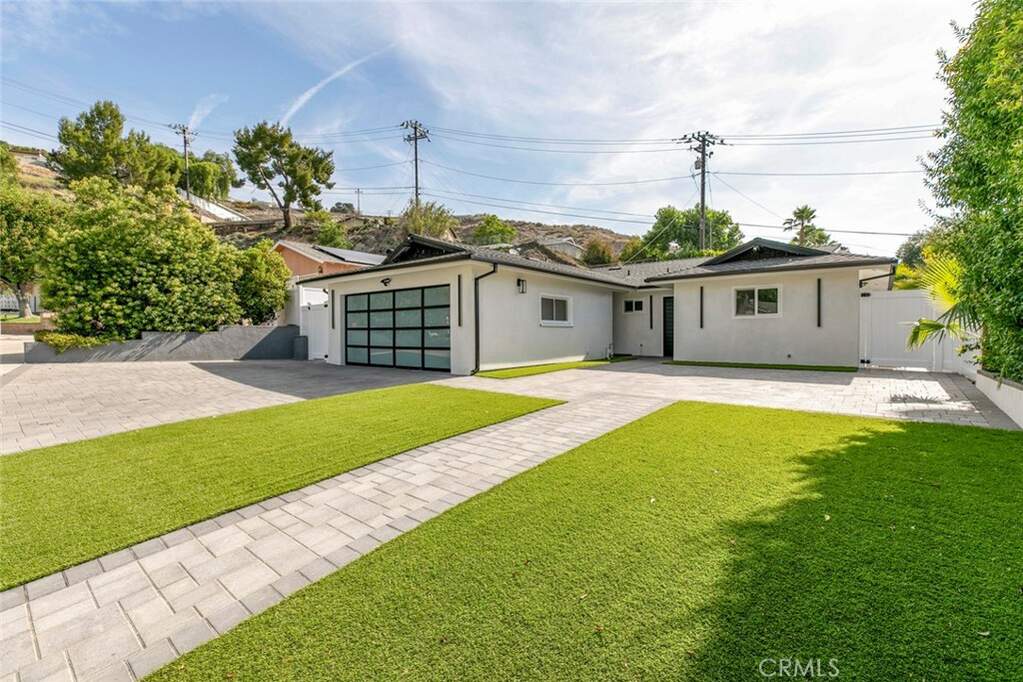27964 Carvel Drive, Canyon Country, CA 91351