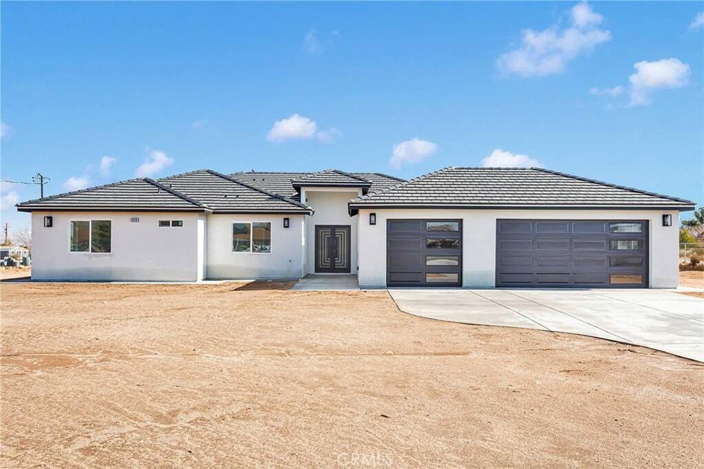 11375 Cottonwood Ave, Hesperia, CA 92345