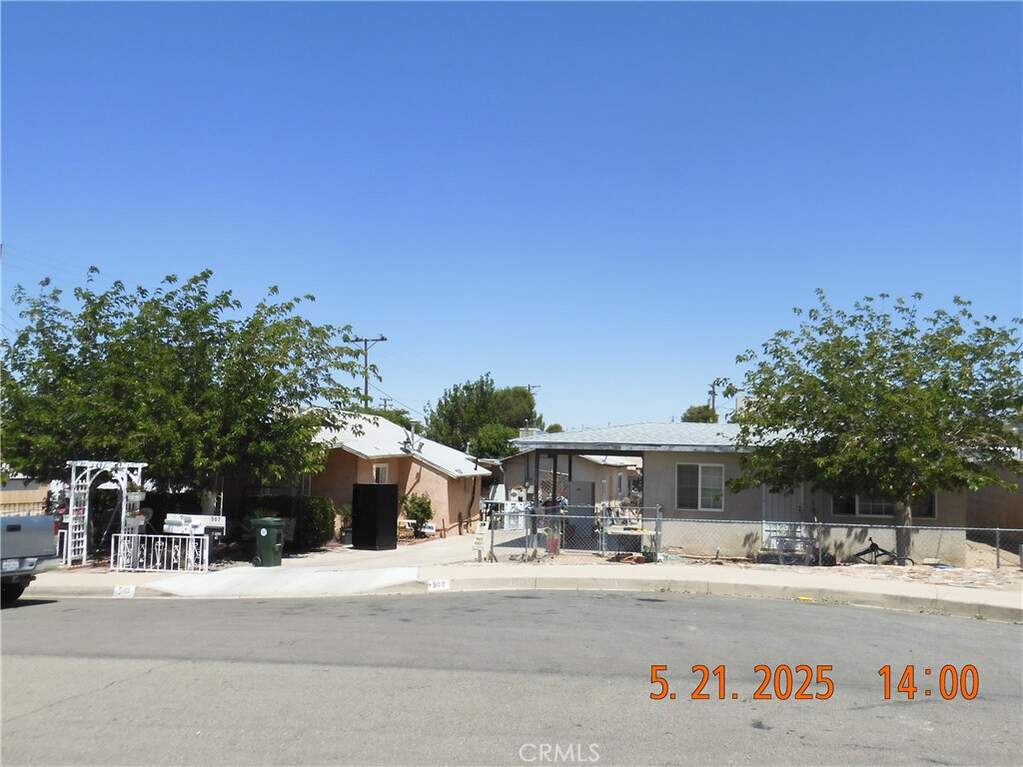 508 S 6th Avenue, Barstow, CA 92311