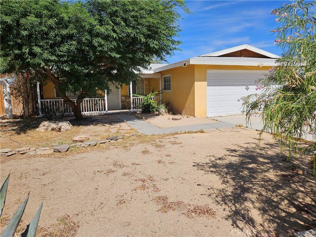35798 Frontier, Yermo, CA 92398