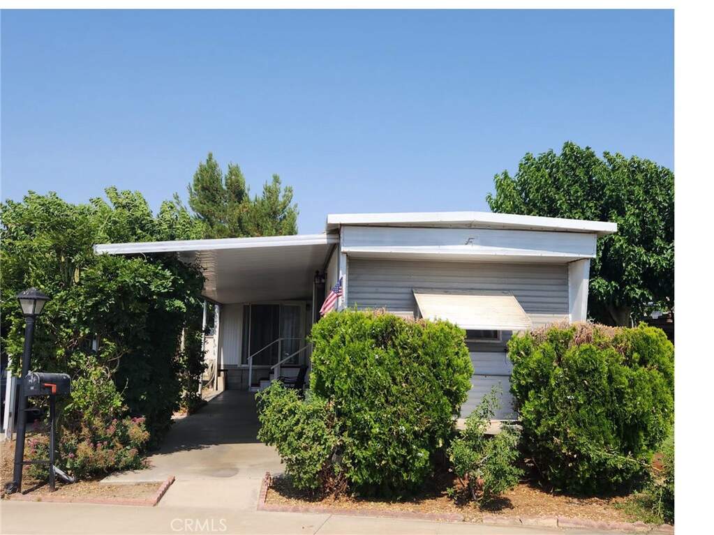 15940 Stoddard Wells Road #40