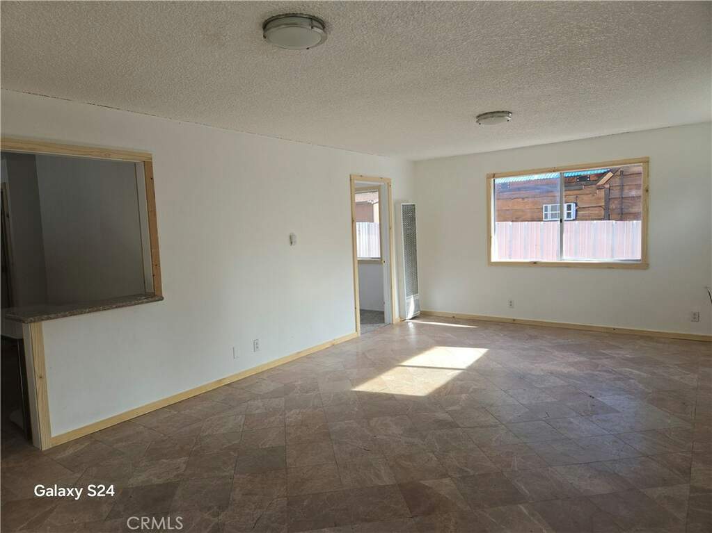 39210 N Shore Drive, Fawnskin, CA 92333
