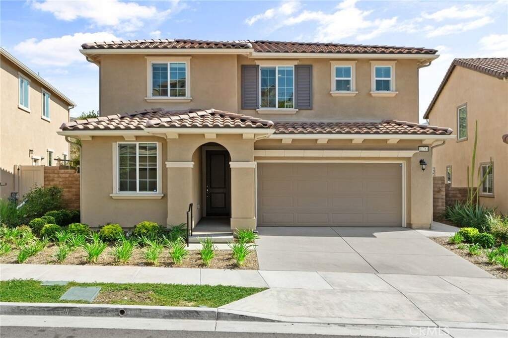 11781 Stonefield Drive, Corona, CA 92883