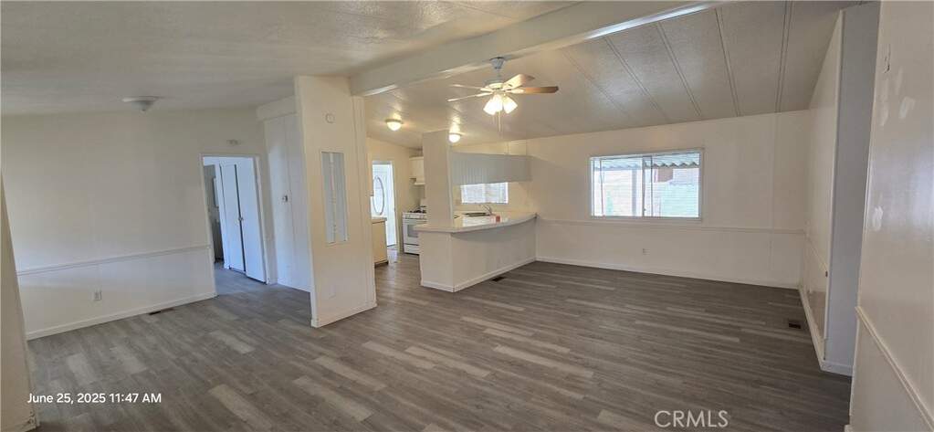 10129 Wrangler Way, Corona, CA 92883