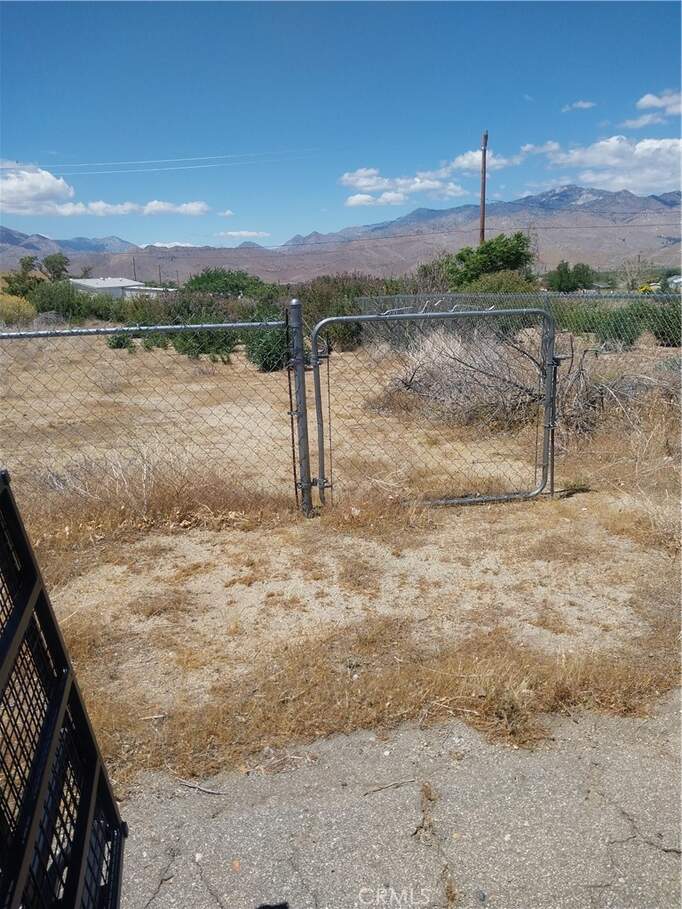 8509 Starbrite Dr, Lake Isabella, CA 93240