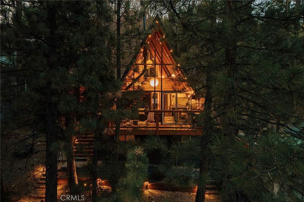 39318 Cedar Dell Road, Fawnskin, CA 92333
