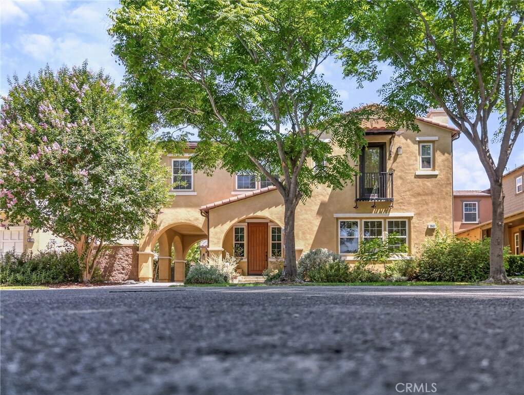 3943 E Lindenwood Drive, Ontario, CA 91761
