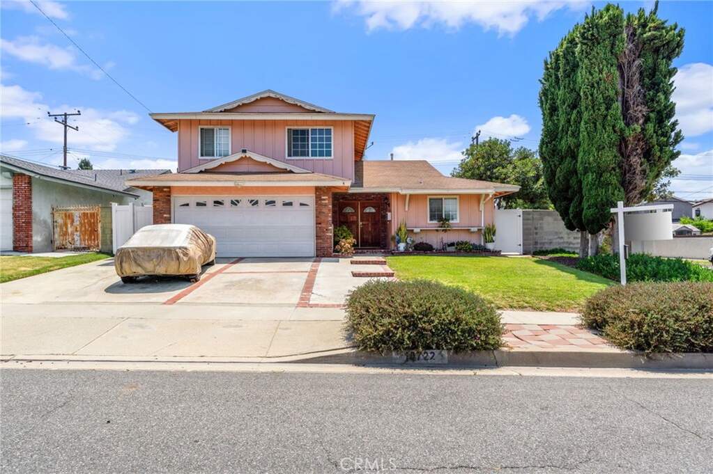 19722 Tajauta Avenue, Carson, CA 90746