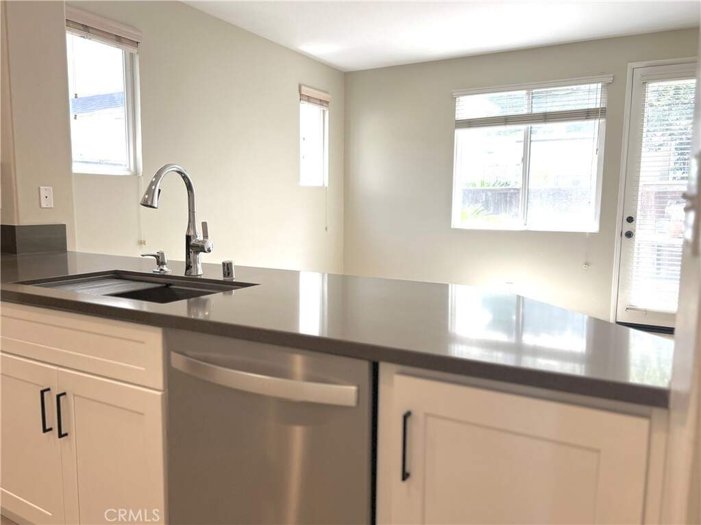 15 Rue Du Chateau, Aliso Viejo, CA 92656