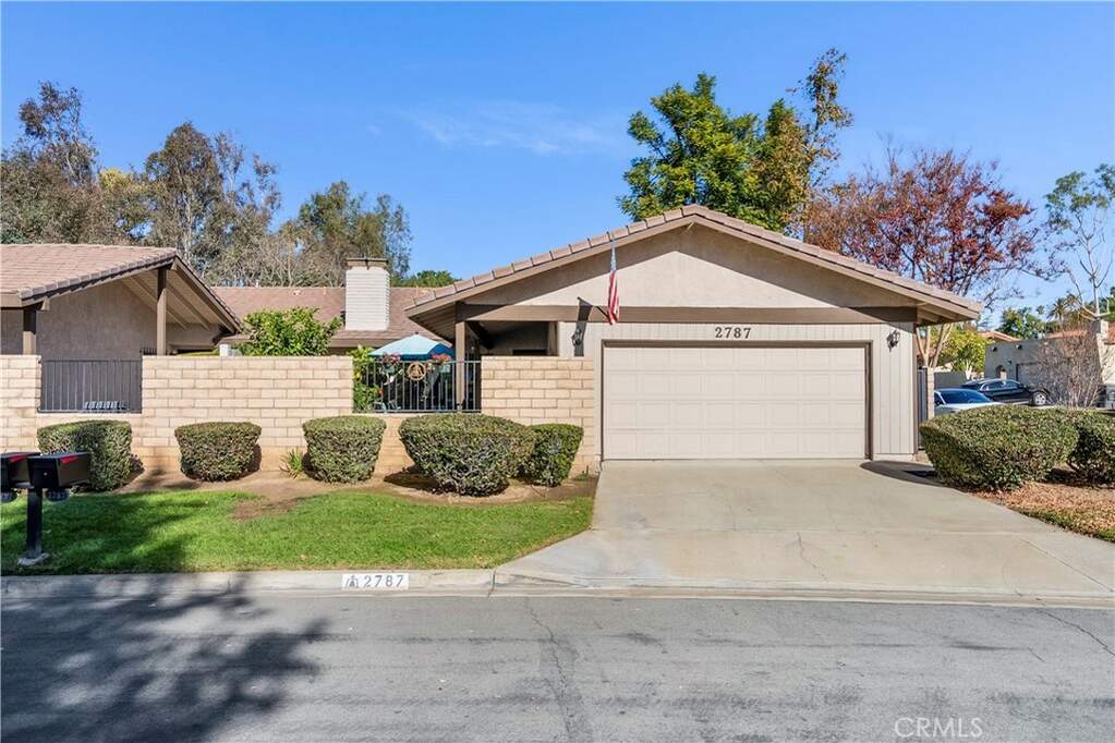 2787 Persimmon Place, Riverside, CA 92506