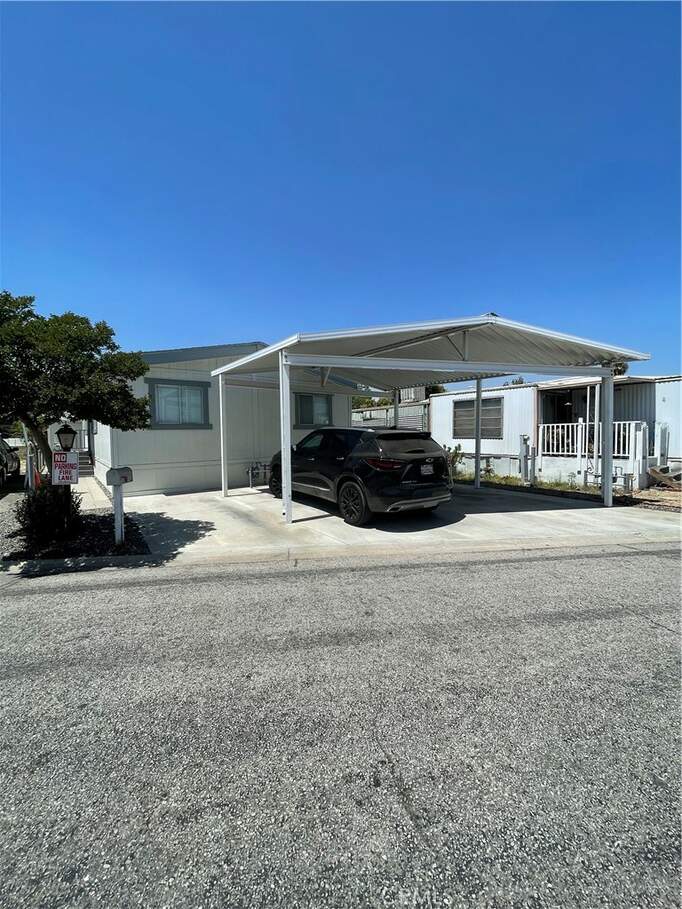 135 N Pepper Avenue #40, Rialto, CA 92376