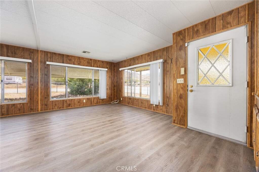 8601 Deerbrush Avenue, Lake Isabella, CA 93240