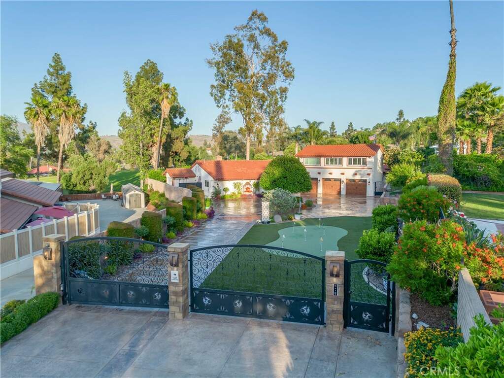 5660 Via San Jacinto, Riverside, CA 92506