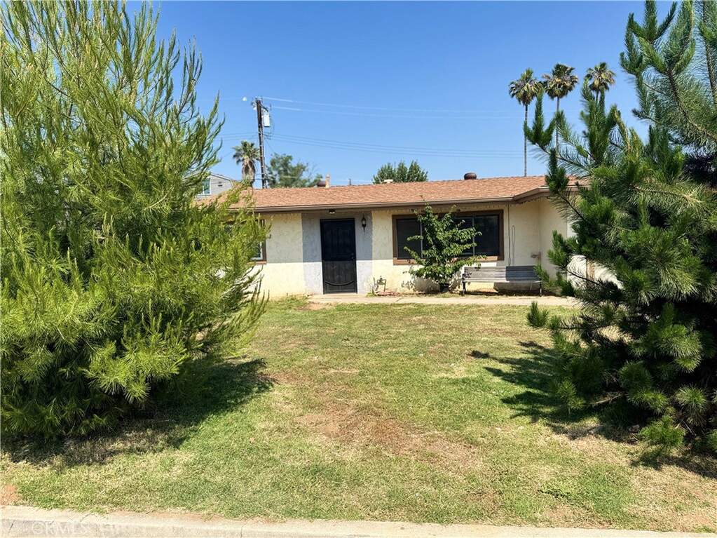 10040 Sky Lane, Cherry Valley, CA 92223
