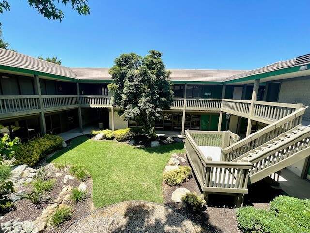 222 N Mountain Avenue, Upland, CA 91786