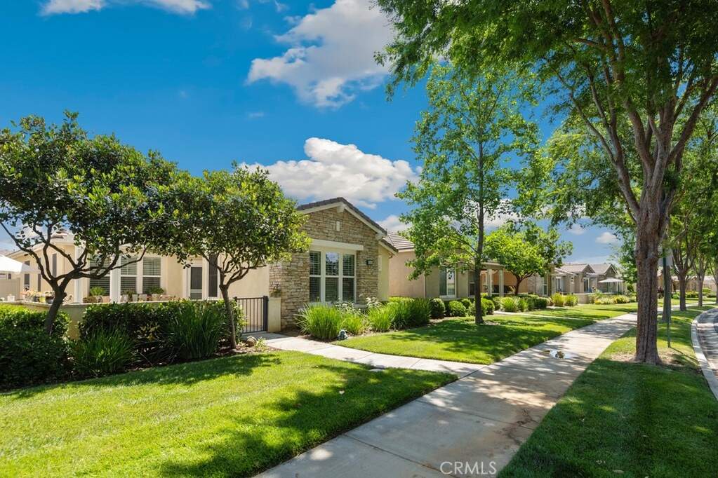 1564 Four Seasons Circle, Beaumont, CA 92223