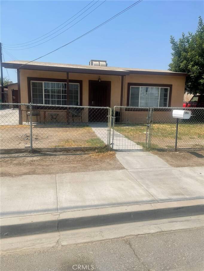 1449 3rd Street