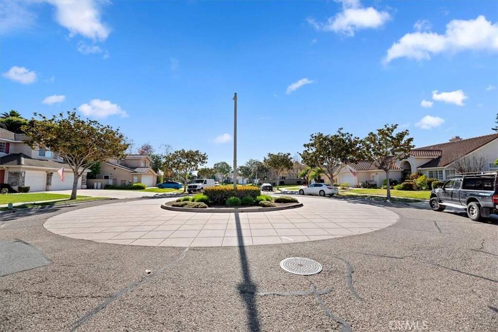 2310 Crown Point Court, Oxnard, CA 93036 | MLS# IV25267520 | Christie's ...