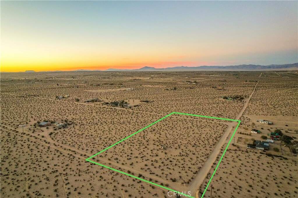 2752 Bluegrass Avenue, 29 Palms, CA 92277