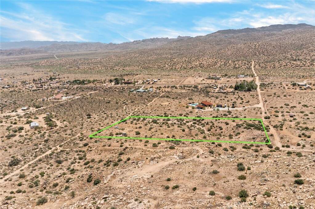 2639 Tumbleweed Trail, Pioneertown, CA 92268