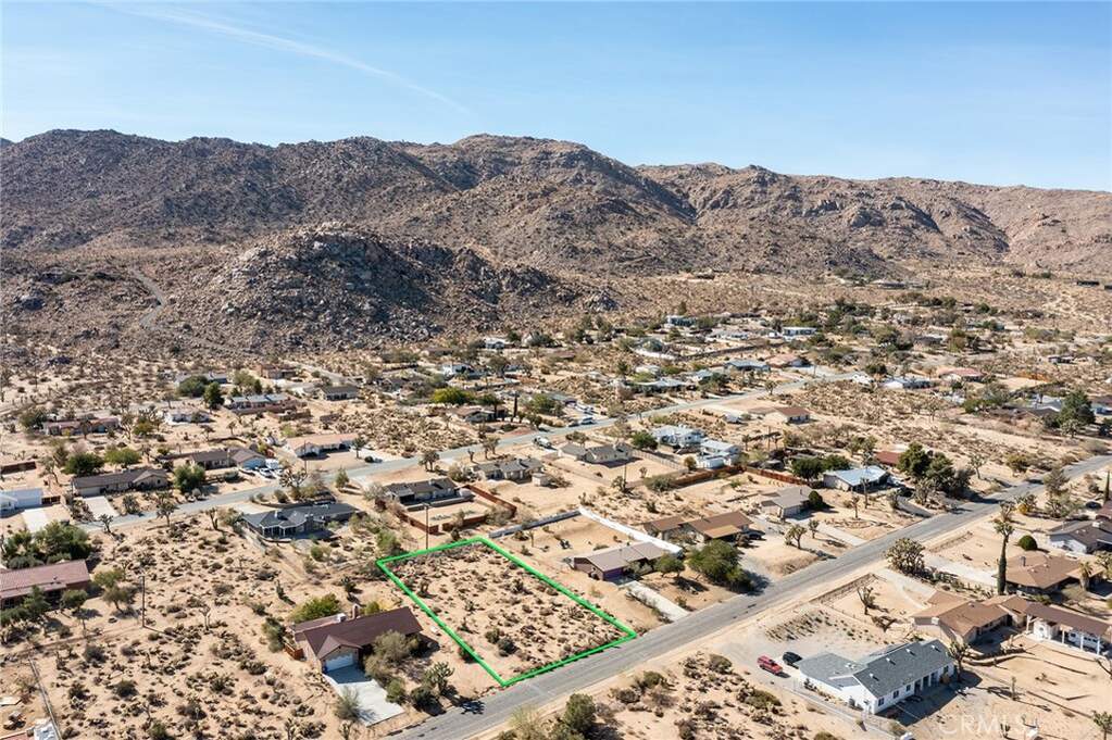 4444 Navajo Trail, Joshua Tree, CA 92252