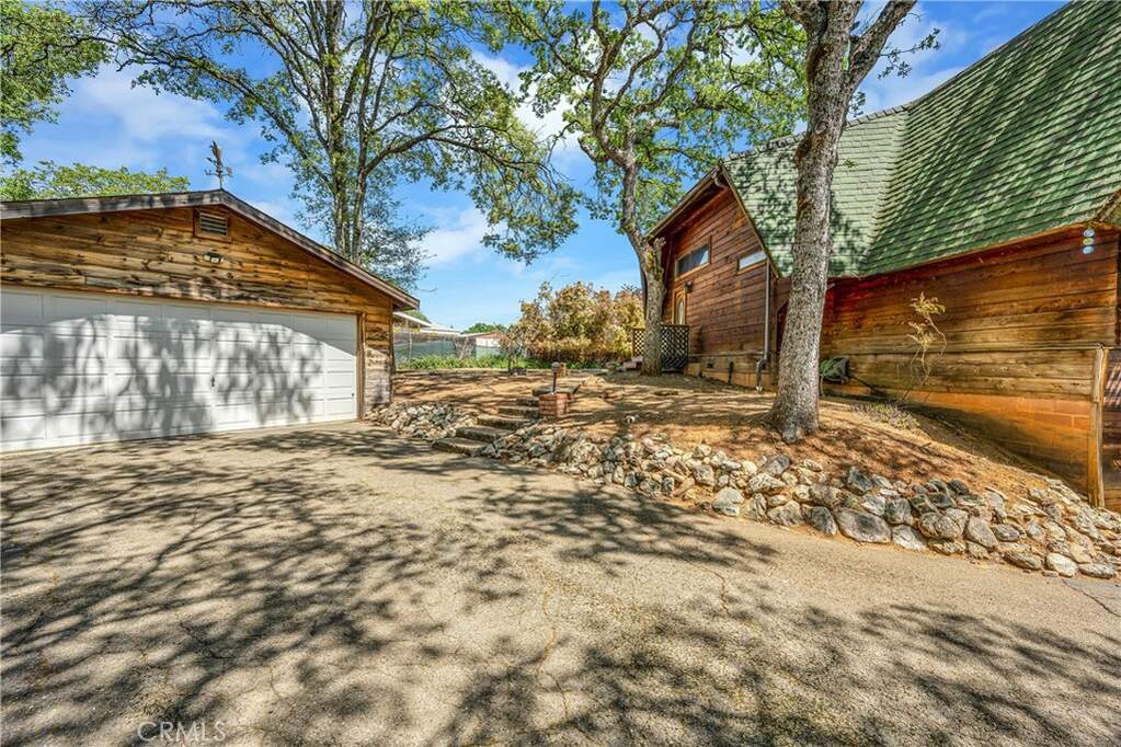 1239 Boggs Lane, Lakeport, CA 95453