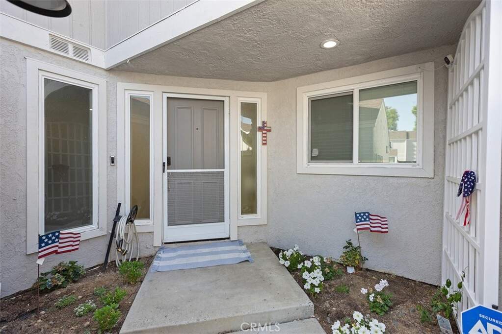 5 Sage Hill Lane, Laguna Hills, CA 92653