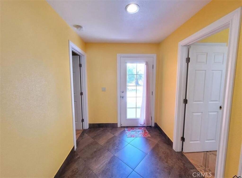 1586 Link Street, Corning, CA 96021
