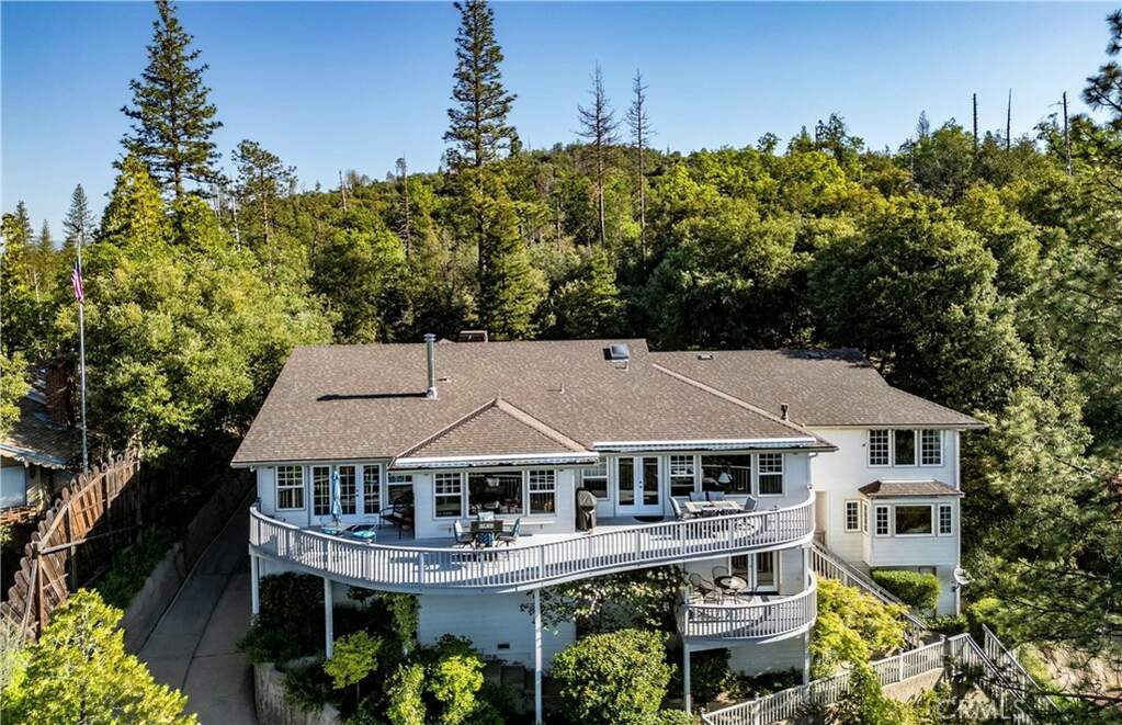 53455 Road 432, Bass Lake, CA 93604 MLS MP24101356 Christie's