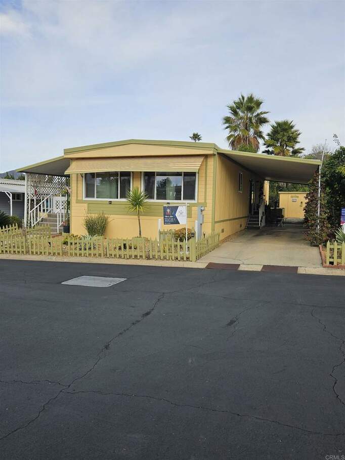 211 N Citrus Avenue #249, Escondido, CA 92027