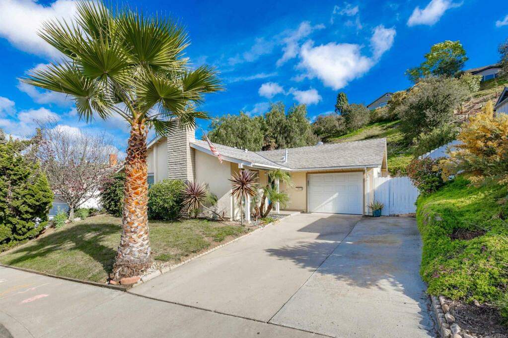 6737 Lipmann Street, San Diego, CA 92122
