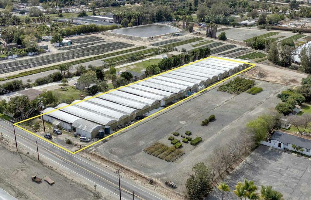 2526 Rainbow Valley Boulevard, Fallbrook, CA 92028