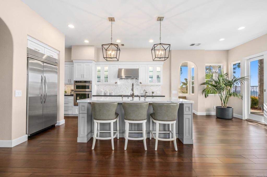 6281 Paseo Privado, Carlsbad, CA 92009