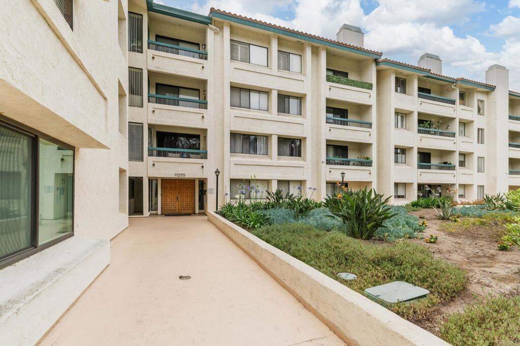 11255 Tierrasanta Boulevard #106, San Diego, CA 92124