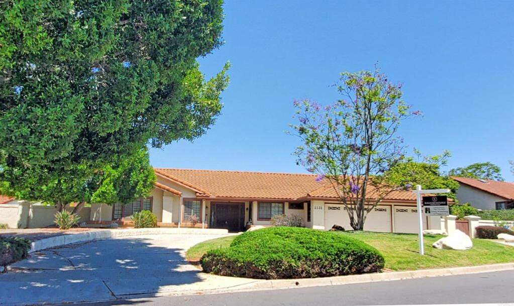 2221 Cortina Circle, Escondido, CA 92029