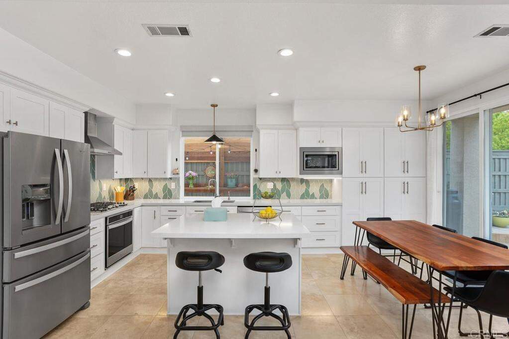 1488 Enchante, Oceanside, CA 92056