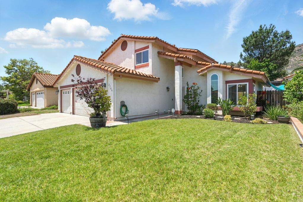 2760 Fieldbrook Way, Escondido, CA 92027