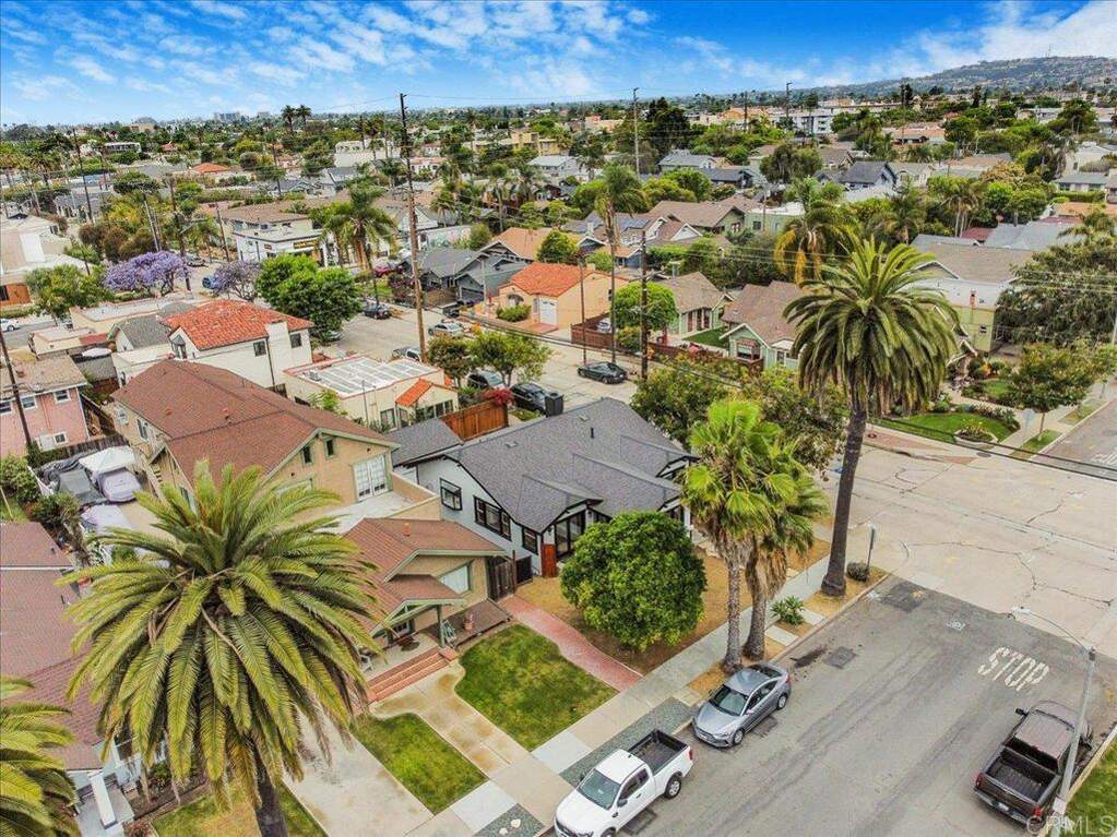 275 Euclid Ave Avenue, Long Beach, CA 90803