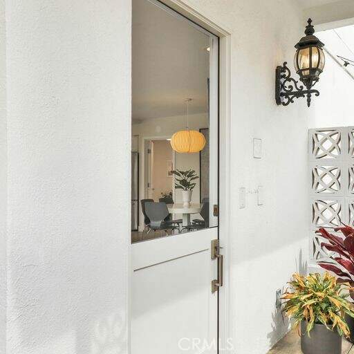206 Via Antibes, Newport Beach, CA 92663