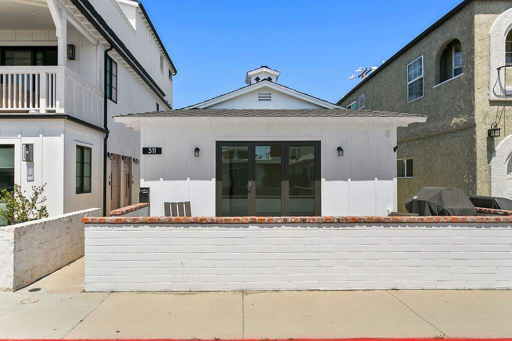311 33rd Street, Newport Beach, CA 92663