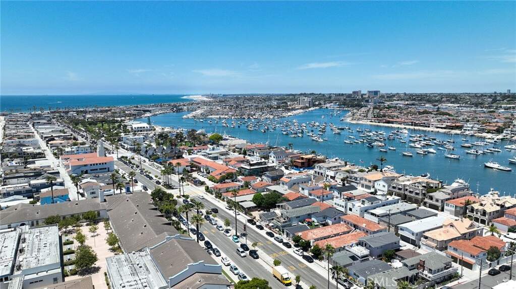 1320 W Balboa Boulevard, Newport Beach, CA 92661