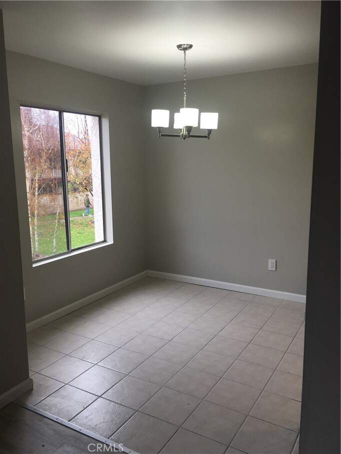 700 W La Veta Avenue #G8, Orange, CA 92868