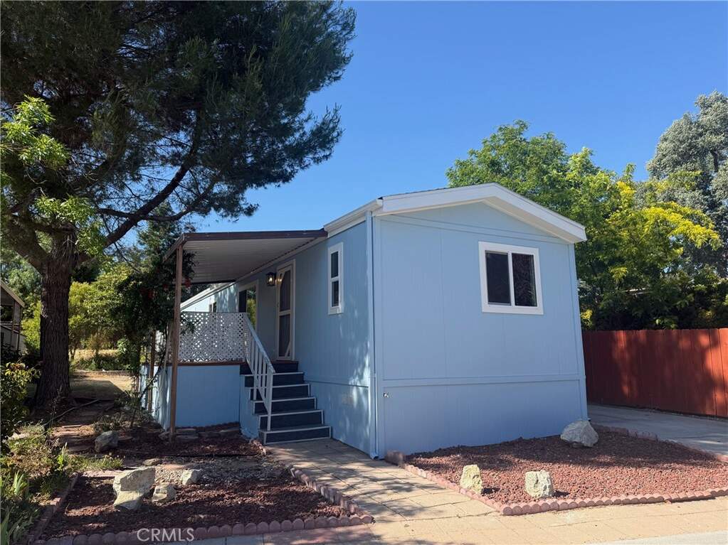 41 Via Santa Barbara, Paso Robles, CA 93446