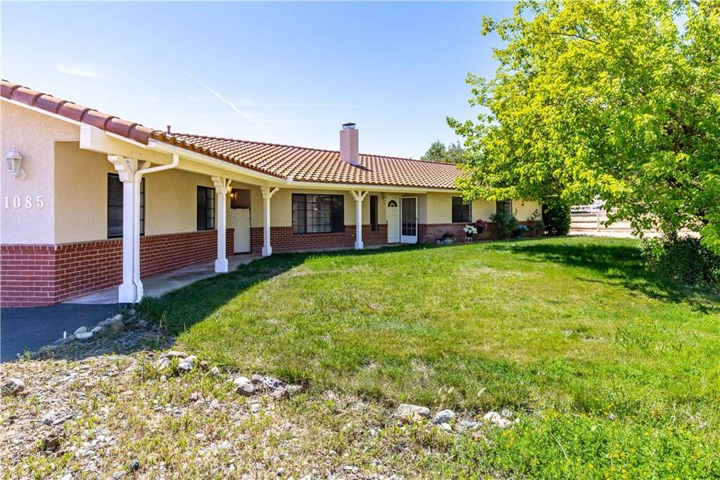 1085 Casteel Lane, Templeton, CA 93465