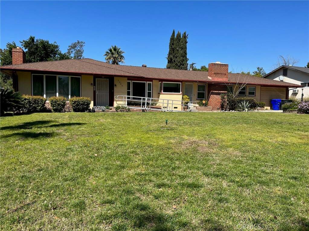 2880 Muscupiabe Drive, San Bernardino, CA 92405