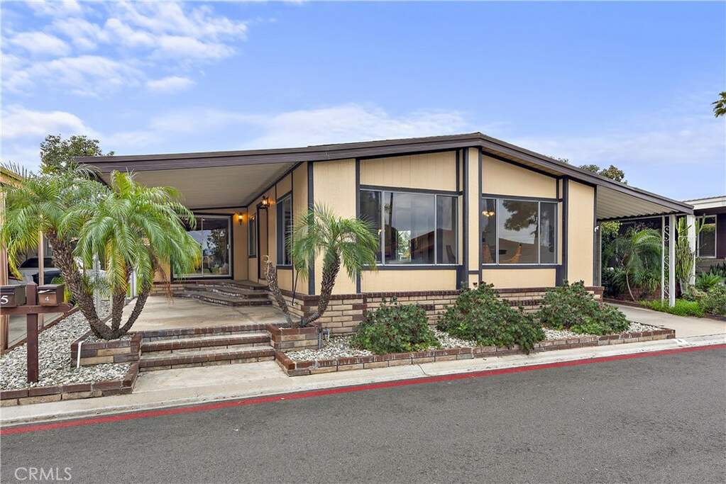 1919 W Coronet Ave Spc #4, Anaheim, CA 92801