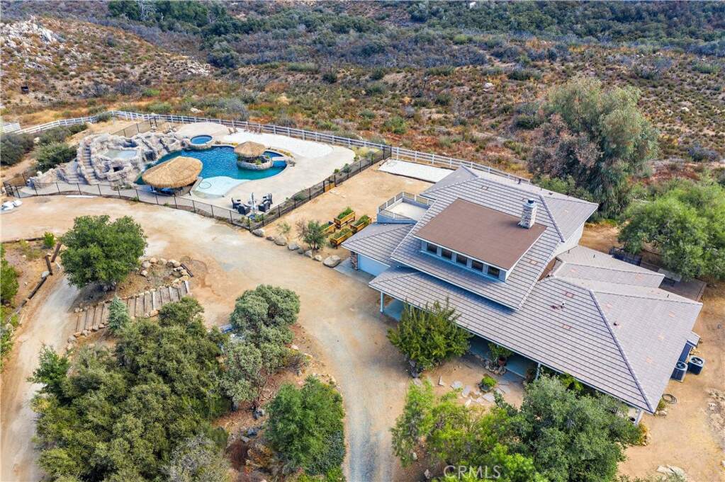 34720 S Main Divide Road, Lake Elsinore, CA 92530