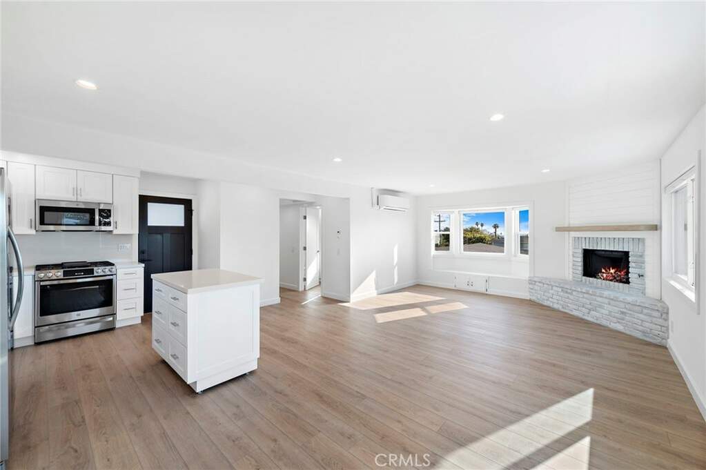 155 Avenida Barcelona #B, San Clemente, CA 92672